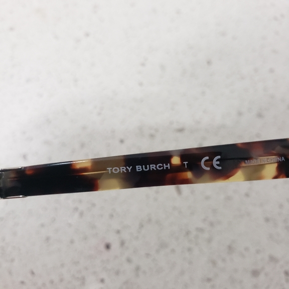 Tory burch aviator sunglasses like new - Picture 4 of 5